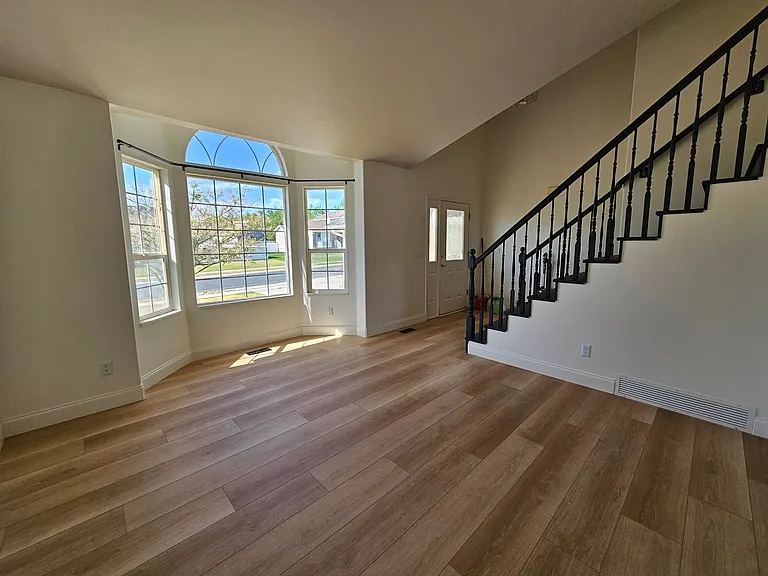 4698 Colander Dr — Photo 24