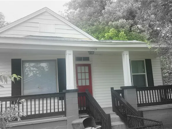 2009 Eppinger St, Savannah, GA 31415