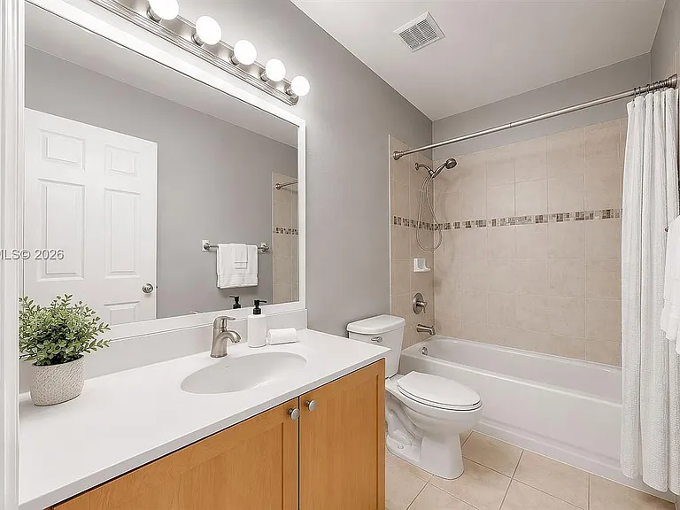 16914 SW 137th Pl #16914 — Photo 21