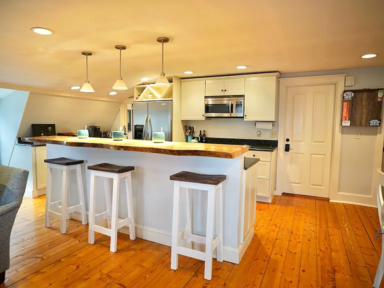 55 School St #3 — Photo 14