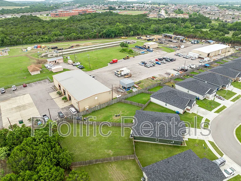 1247 Concord Dr #A — Photo 28