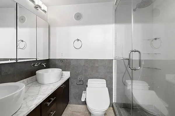 Rented by Douglas Elliman | media 10