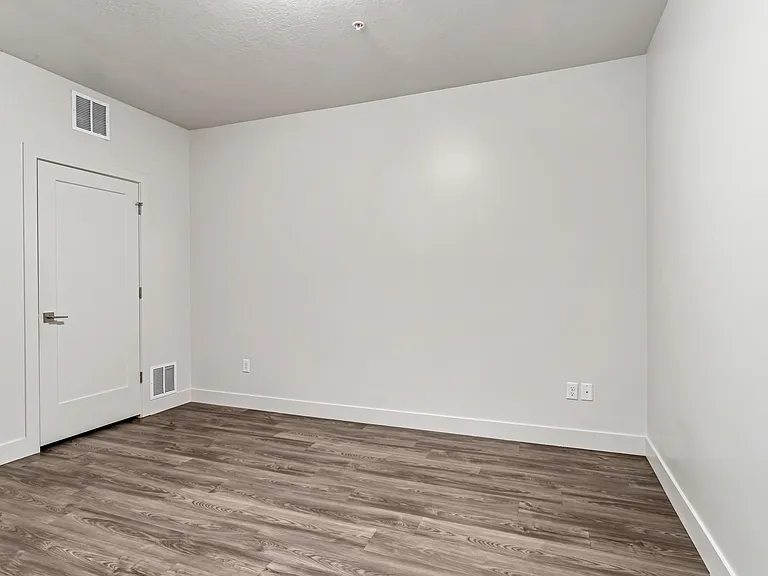 606 W North Temple St #203 — Photo 10