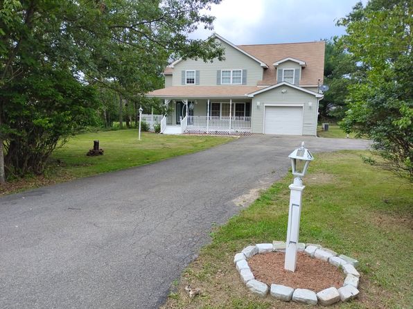 1165 Glade Dr