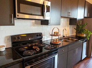 17 Broad, Chattanooga, TN 37408