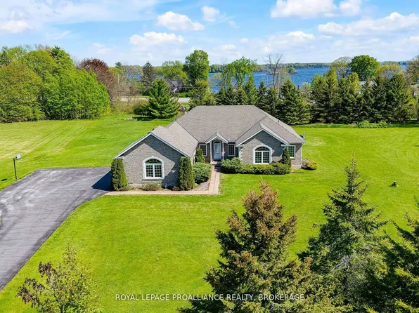 61 Conner Dr, Leeds And The Thousand Islands, ON K7G 2V4