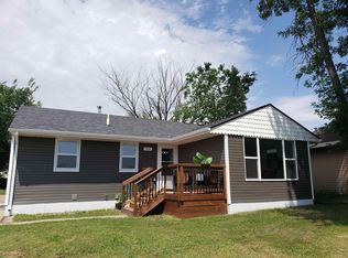 1504 7th Ave NW, Minot, ND 58703