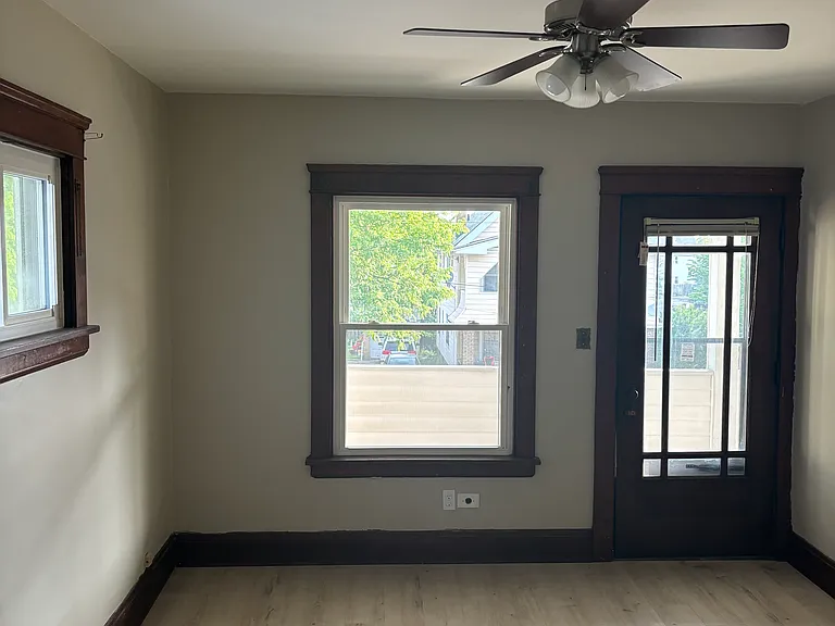 15406 Holmes Ave — Photo 1
