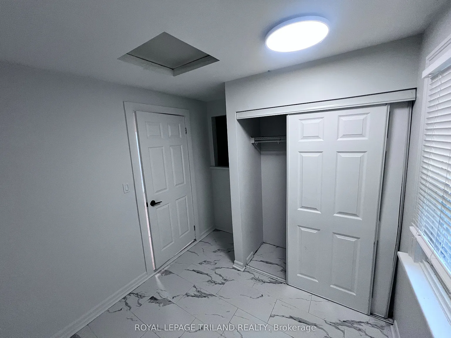 3 bed, $2,000 — Photo 2