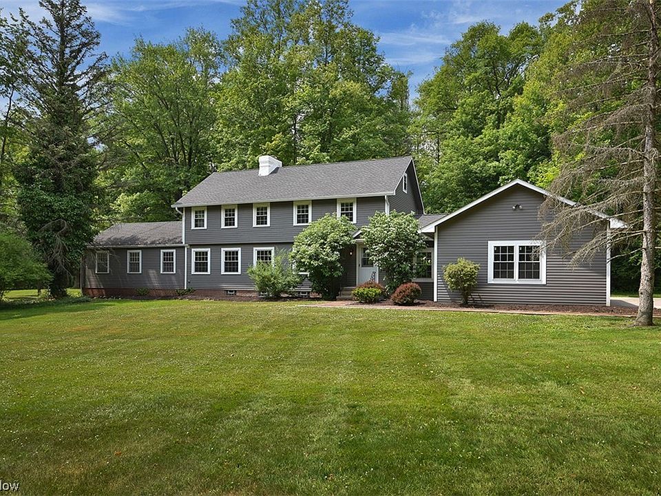 1st image of 5880 Briarhill Dr