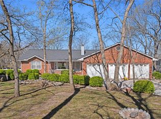 105 Mystic Valley Dr, Linn Valley, KS 66040