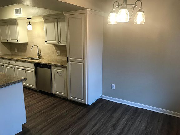 Breakfast room adjoining kitchen.