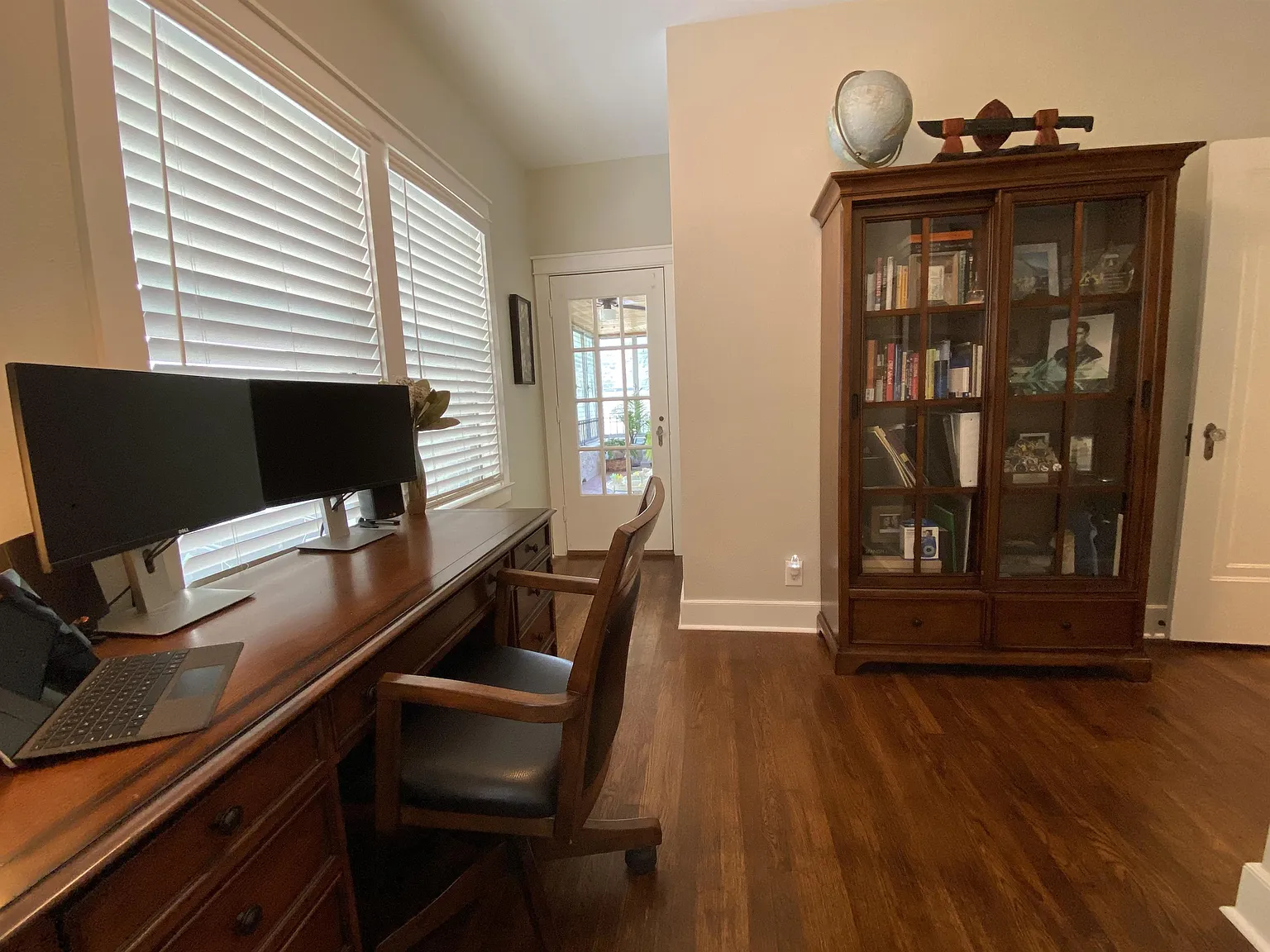 Ridgewood Court - 1 — Photo 4