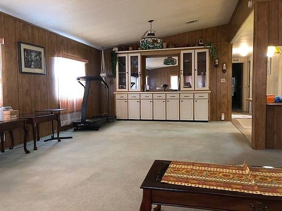 4th image of 2109 Greenside Dr