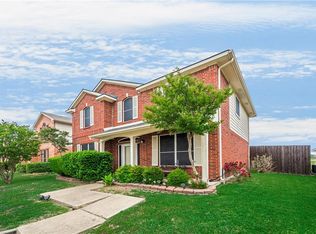 826 Orian Dr, Mesquite, TX 75181
