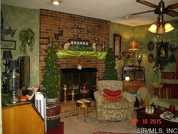 2nd image of 34 Snowbird Ln