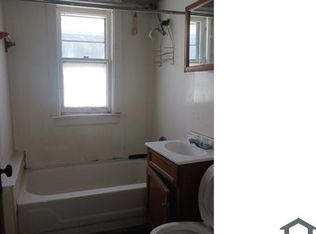 2444 N 39th St, Milwaukee, WI 53210