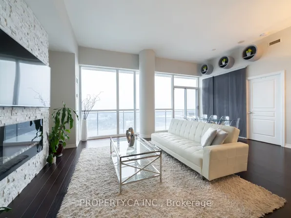 223 Webb Dr #Penthouse 3504, Mississauga, ON L5B 0E8