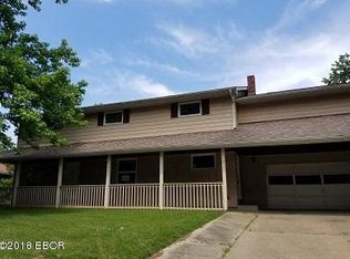 203 N Lark Ln, Carbondale, IL 62901
