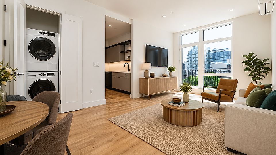 1st image of 899 Fulton St #6L
