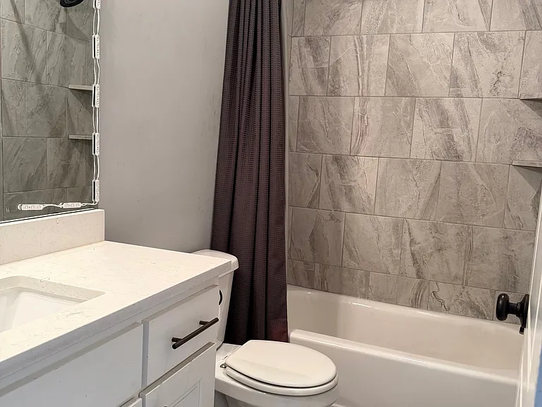 1202 Ridge Tree Ln — Photo 11