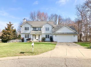 5086 N Oakvale Ct SW, Wyoming, MI 49519
