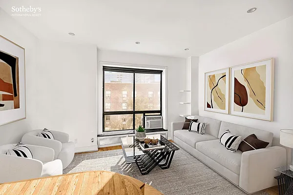 Sold by Sotheby's International Realty | media 3