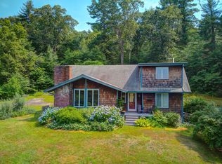 43 Pinelock Dr, Gales Ferry, CT 06335