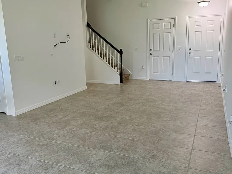 2259 Seven Oaks Dr — Photo 10