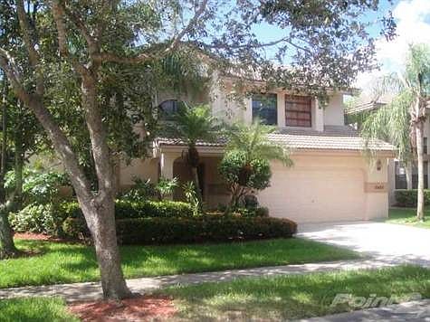 2nd image of 10450 NW 12th Pl