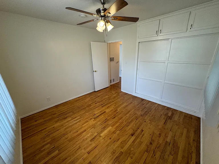 1736 S Robertson Blvd #5 — Photo 34