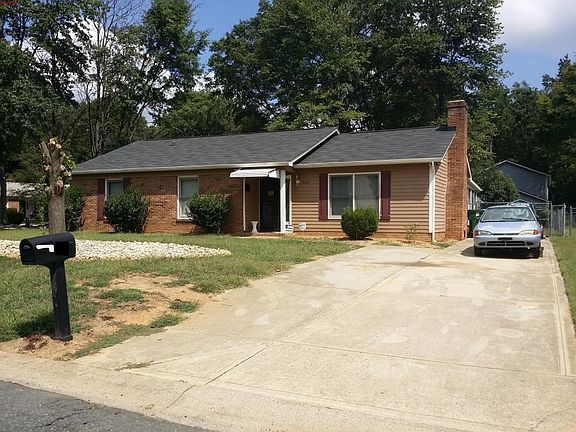 5th image of 6103 Bayswater Ln