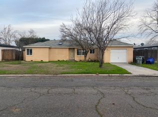 1530 Overholtzer Dr, Modesto, CA 95355