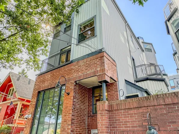 1137 25th Avenue, Seattle, WA 98122