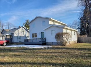 1211 Reo Rd, Lansing, MI 48910