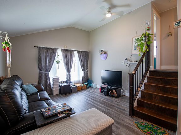 5th image of 2353 Normandy Dr