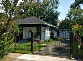 208 E 25th St, Houston, TX 77008