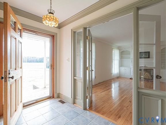 3rd image of 379 Norwood Church Rd