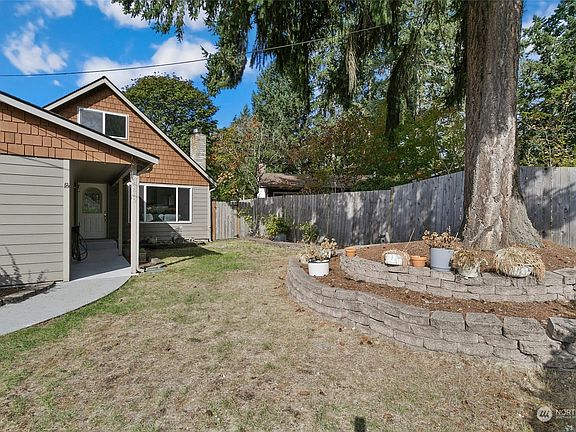 3rd image of 28815 190th Avenue SE