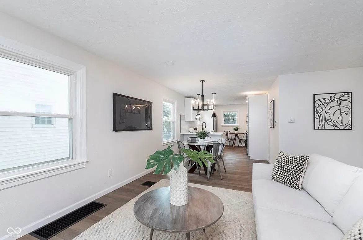 2 bed, 1904 sqft, $2,100 — Photo 4