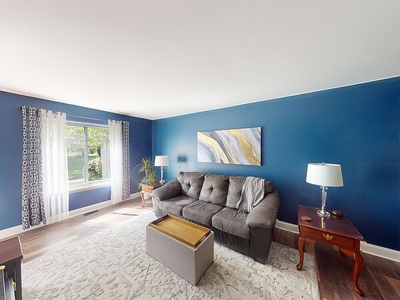 4th image of 7339 Winthrop Way Unit 6