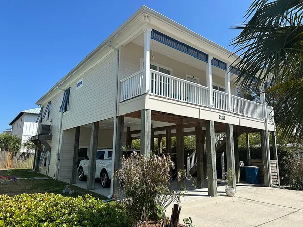 5700 Bear Point Ave, Orange Beach, AL 36561