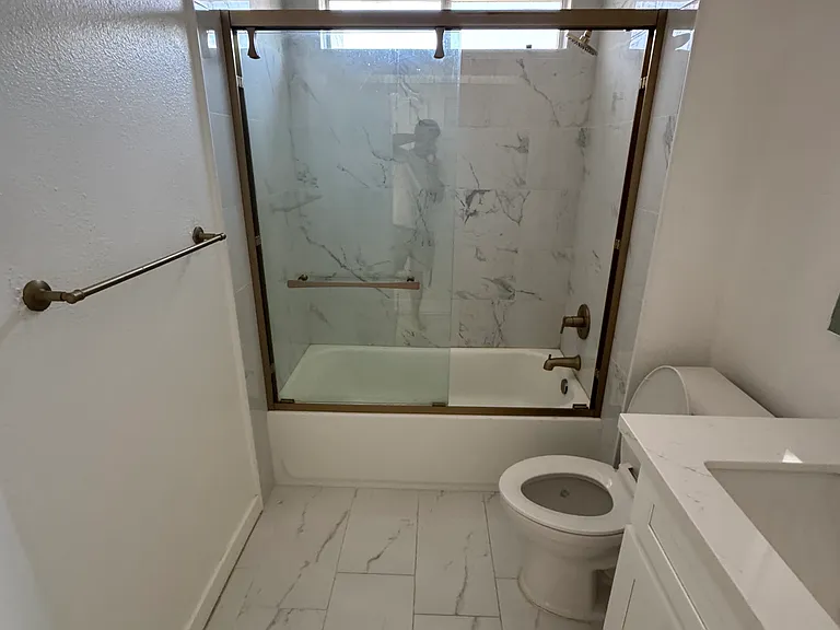 3350 Twincreek Ct — Photo 17