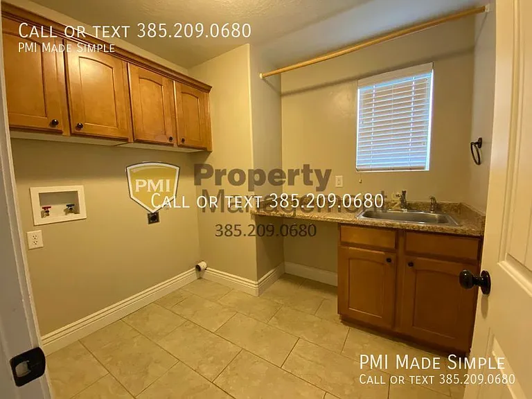 1376 S 740th St E — Photo 16