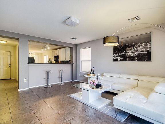 4th image of 7890 N Jewelflower Dr