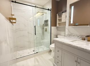 10933 Adare Dr, Fairfax, VA 22032