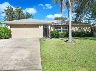1067 Windmill St SE, Palm Bay, FL 32909