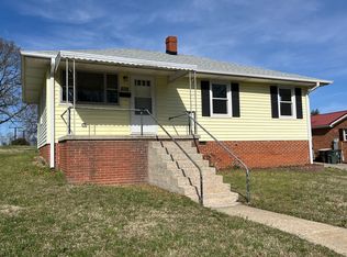 1401 Walnut St, Greensboro, NC 27405