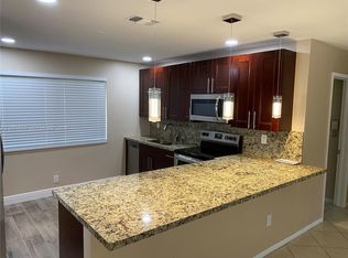 2421 SW 6th St, Fort Lauderdale, FL 33312