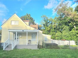 226 Maple Ave, Newport News, VA 23607